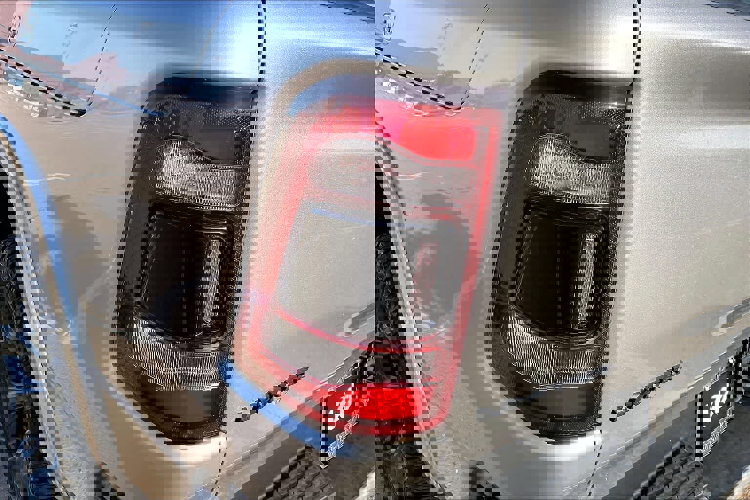 Used 2021 RAM 1500 Limited w/ Night Edition image 32