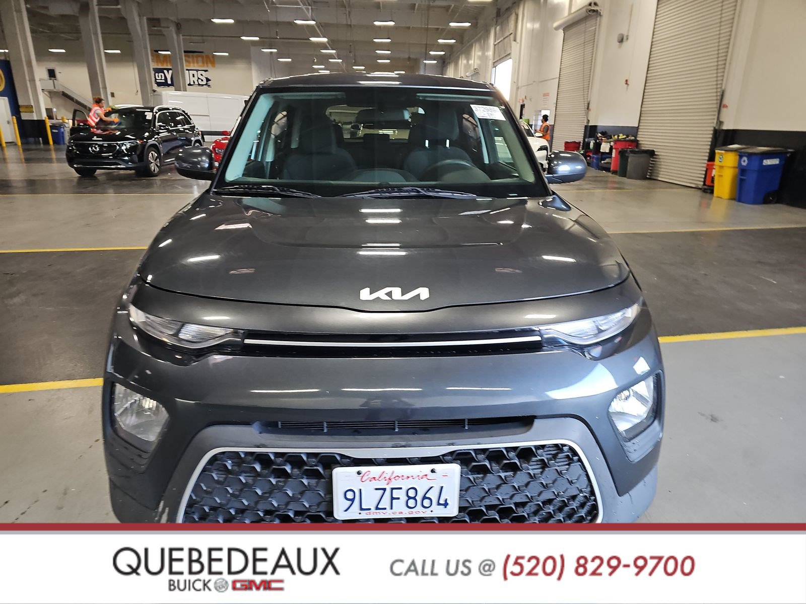 Used 2022 Kia Soul LX image 2