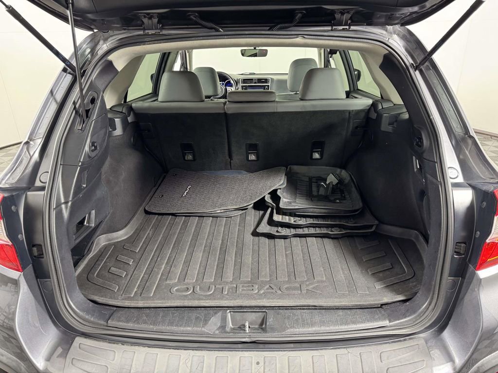 Used 2019 Subaru Outback 2.5i Limited image 14