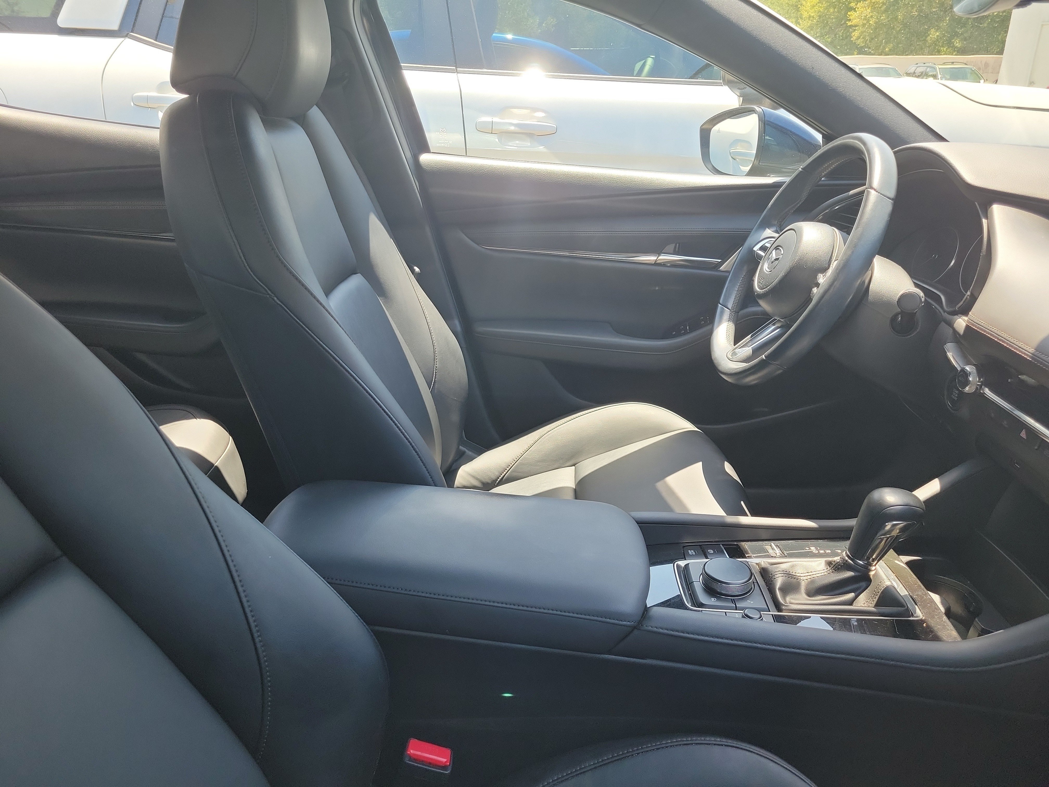 Used 2019 MAZDA MAZDA3 AWD Hatchback w/ Preferred Pkg image 10