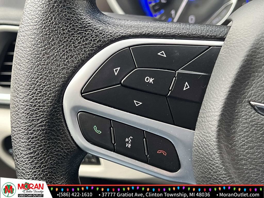 Used 2021 Chrysler Voyager LX image 23