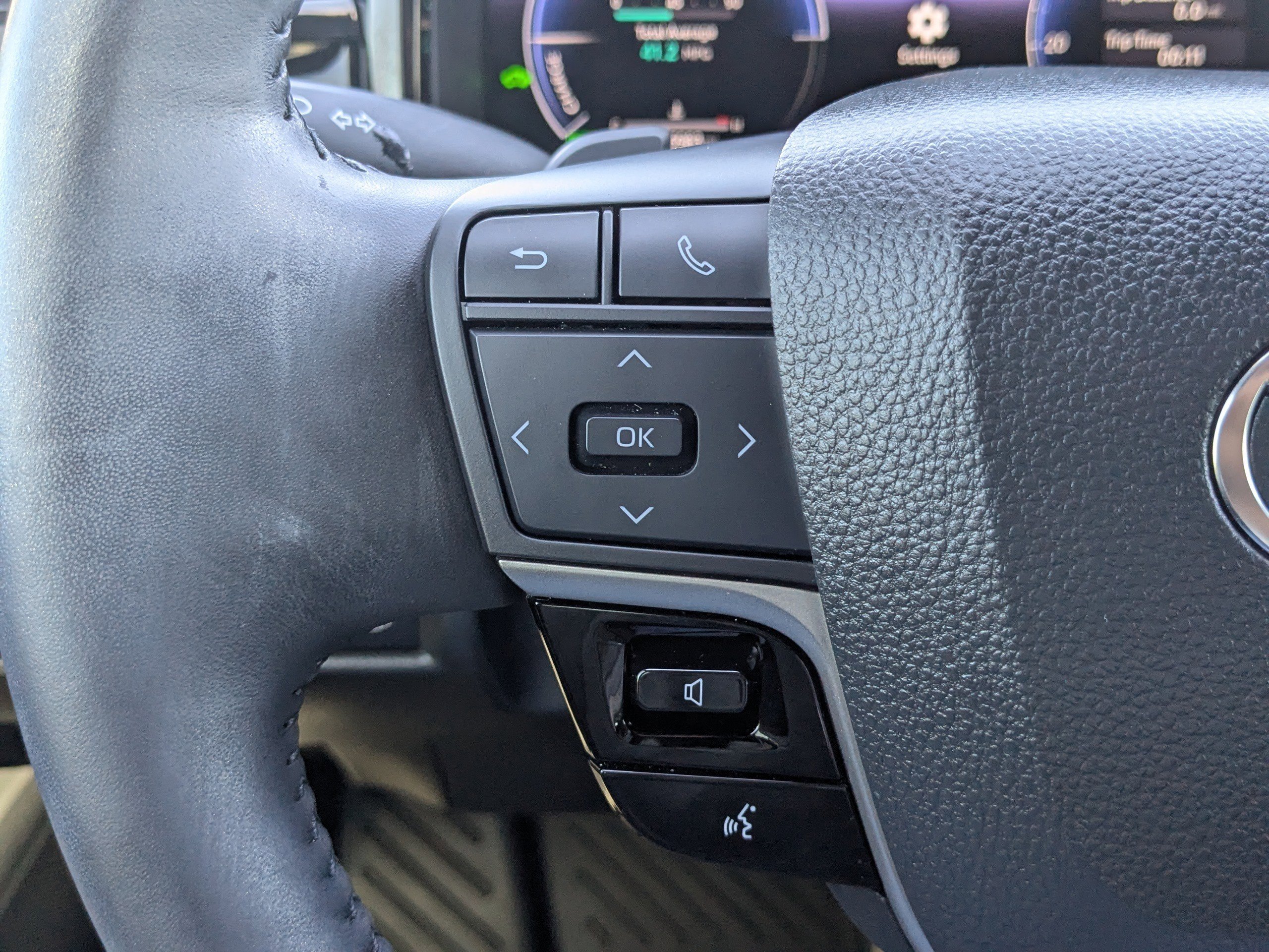 Used 2025 Toyota Camry XSE image 24