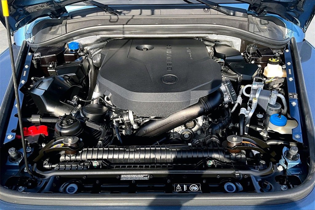 Used 2024 INEOS Grenadier Fieldmaster Edition image 28