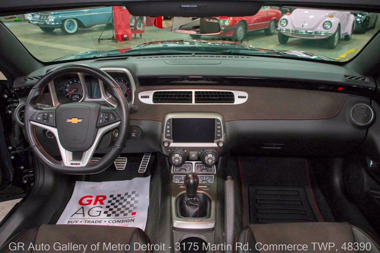 Used 2013 Chevrolet Camaro ZL1 RWD image 17