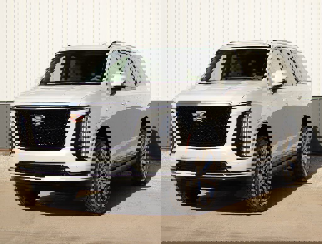 New 2026 Cadillac Escalade Platinum Sport w/ LPO, Floor Liner Package image 3