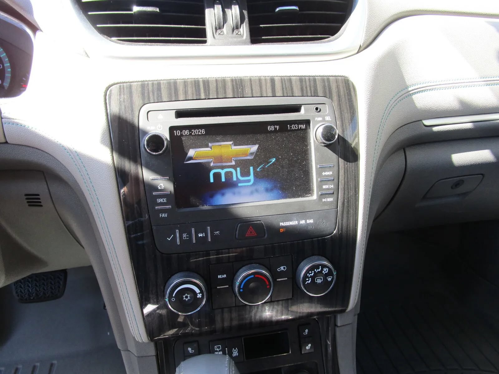 Used 2013 Chevrolet Traverse LT w/ All-Star Edition AWD/4WD image 15