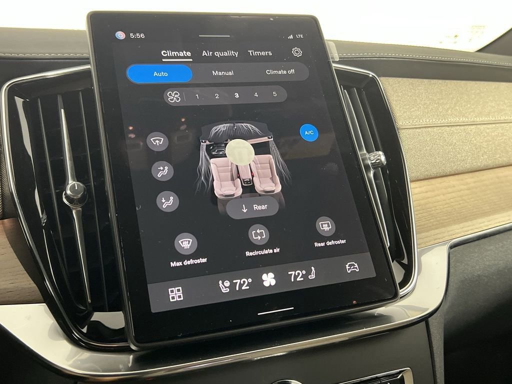 New 2026 Volvo XC90 B6 Plus w/ Protection Package Premier image 15