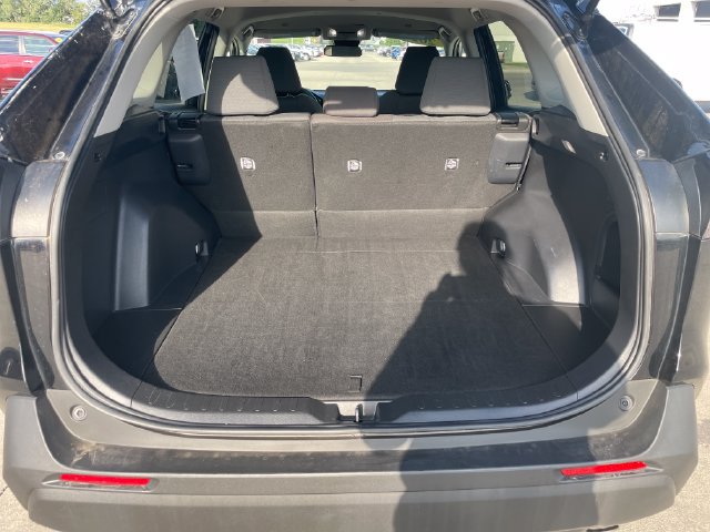 Certified 2025 Toyota RAV4 XLE AWD/4WD image 32