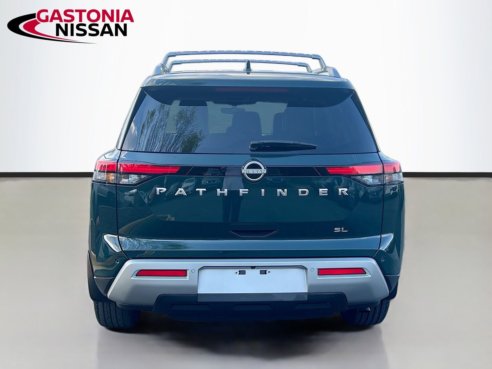 Used 2025 Nissan Pathfinder SL image 7