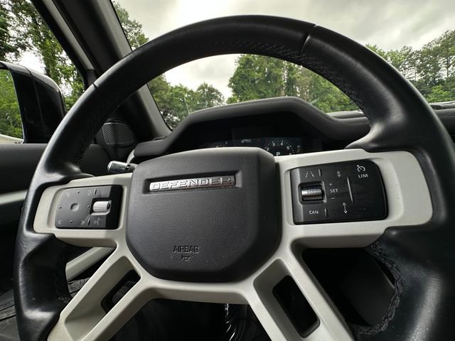 Used 2022 Land Rover Defender 110 S image 21