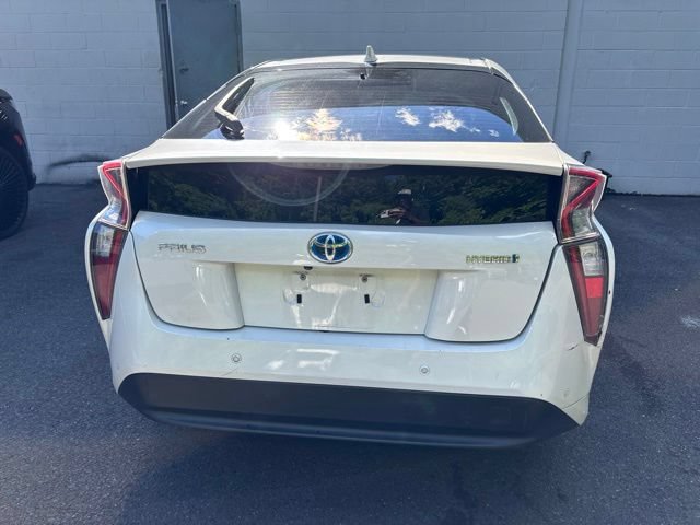 Used 2018 Toyota Prius Two w/ Prius Two Safety Plus Package FWD image 5