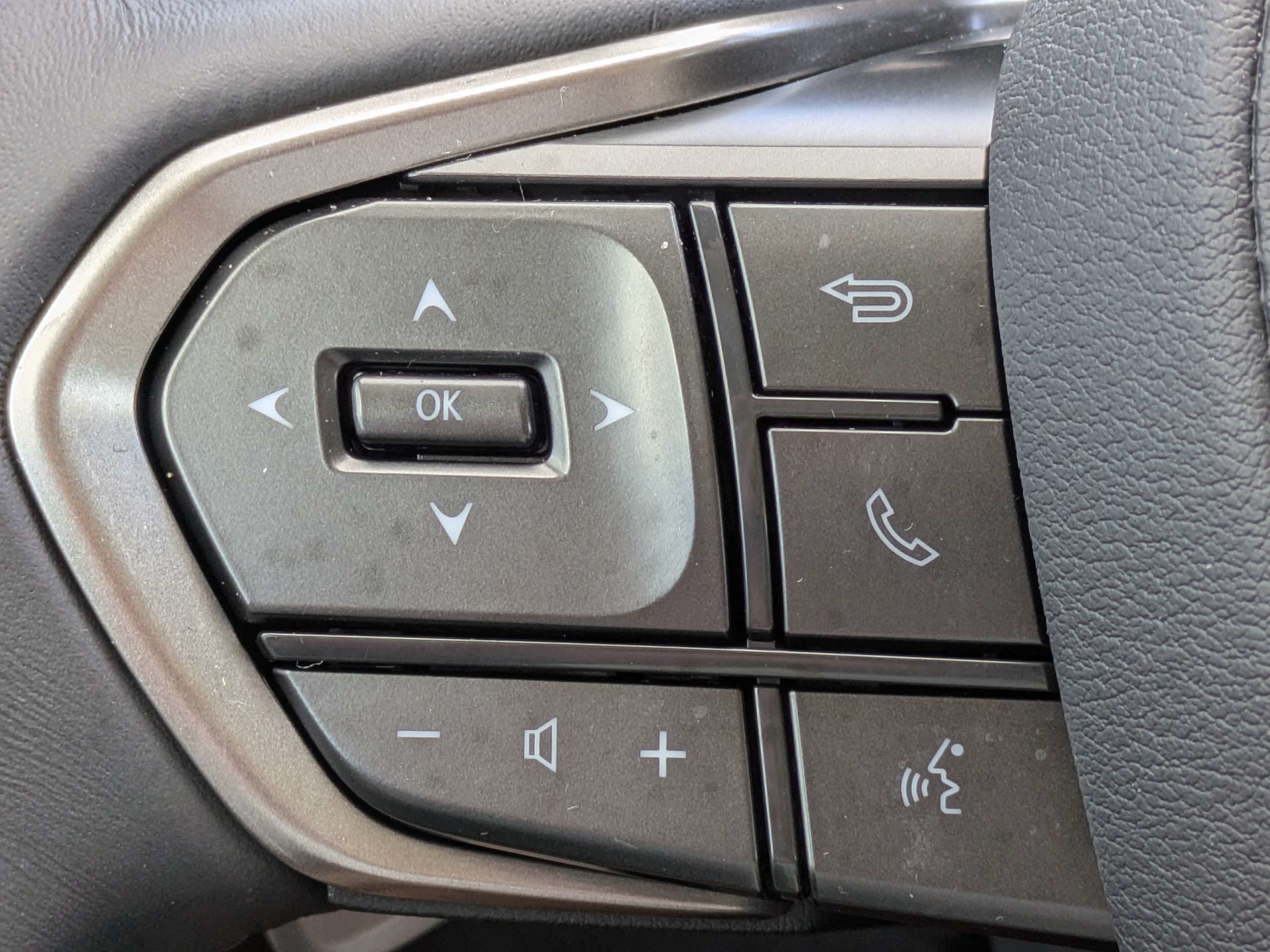 Used 2023 Lexus RX 350 Premium w/ Cold Area Package FWD image 28