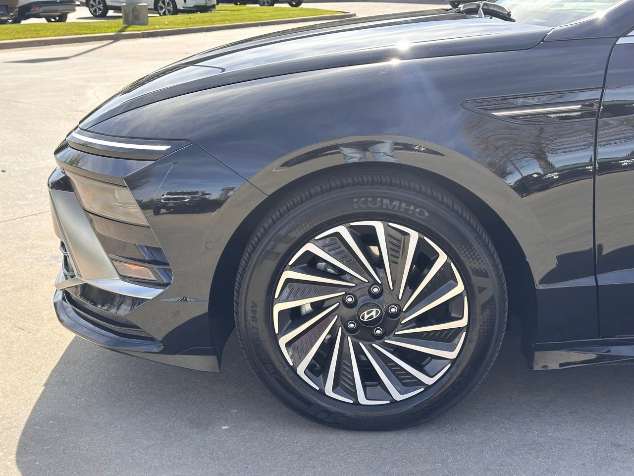 Certified 2025 Hyundai Sonata Limited image 6