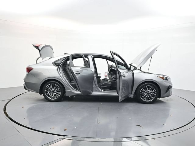 Used 2023 Kia Forte GT-Line w/ GT-Line Technology Package FWD image 49