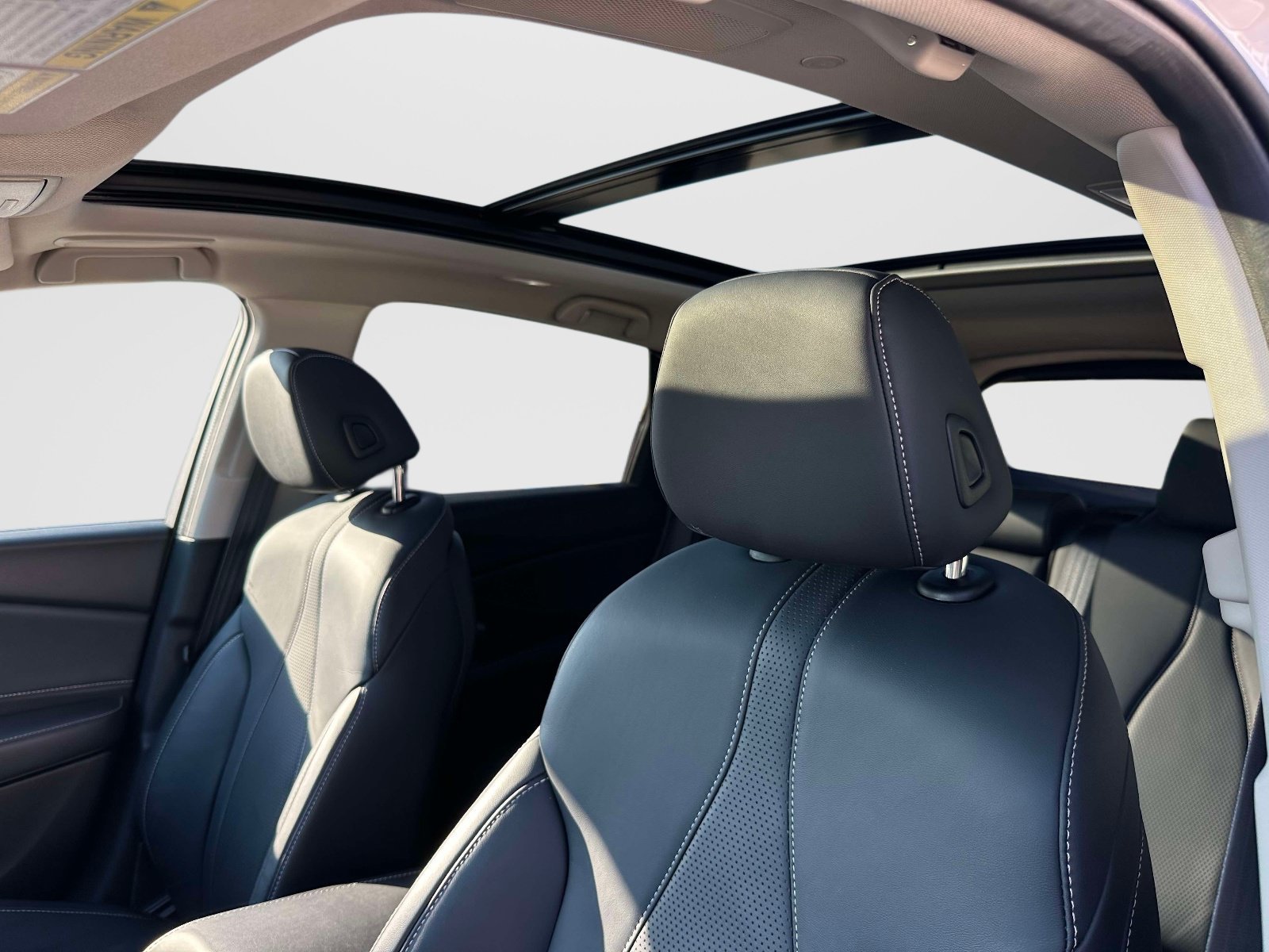 Certified 2023 Acura RDX w/ Technology Package AWD/4WD image 17