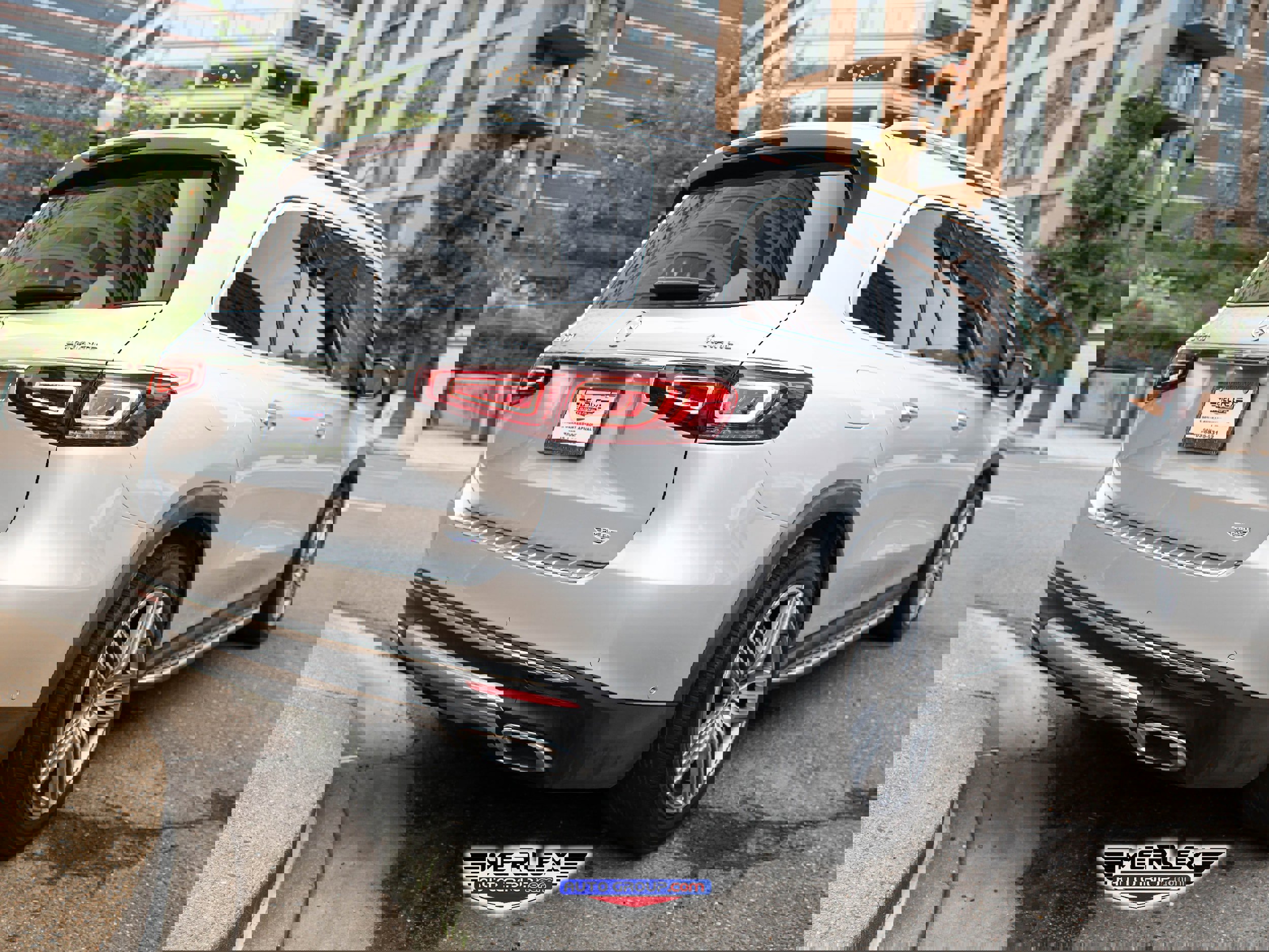 Used 2021 Mercedes-Benz GLS 450 4MATIC image 7