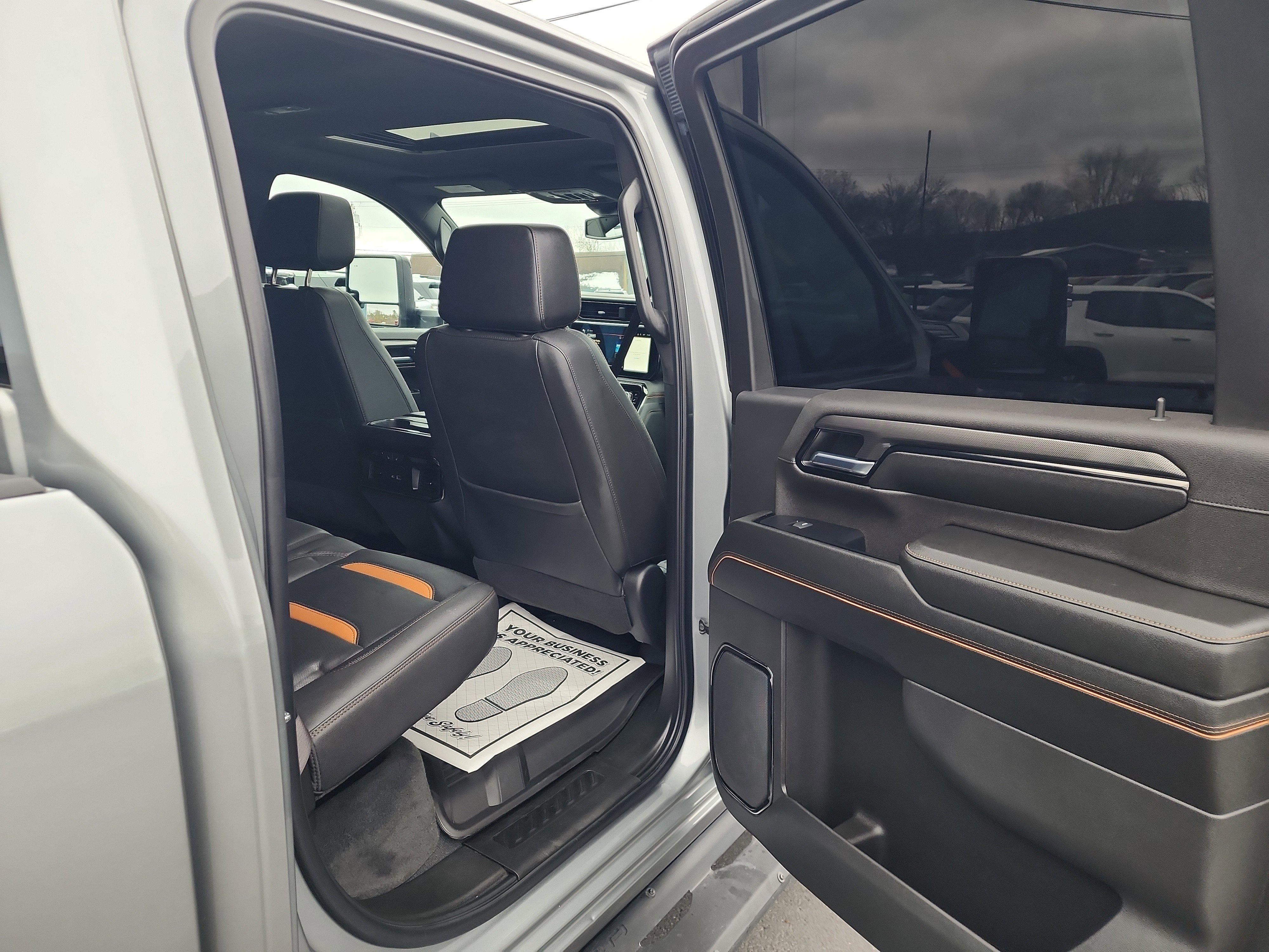 Certified 2024 GMC Sierra 2500 AT4 w/ AT4 Preferred Package image 37