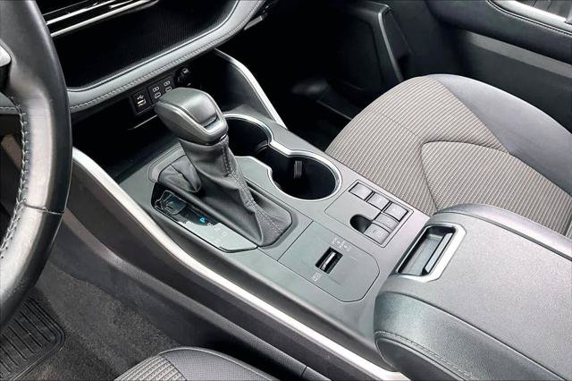 Certified 2024 Toyota Highlander LE FWD image 16