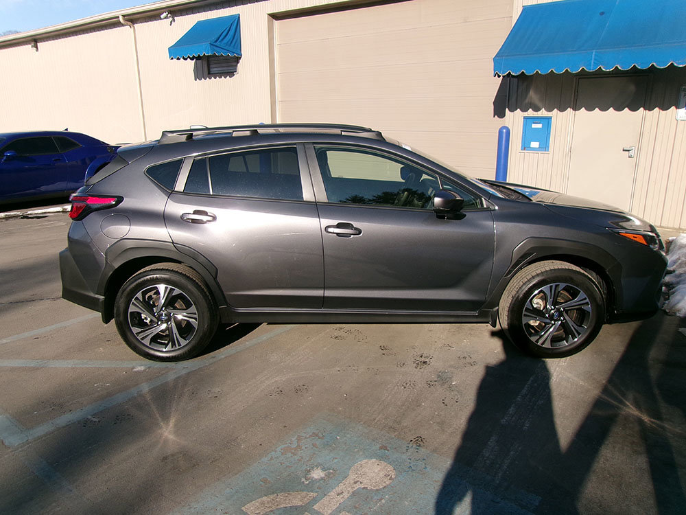 Used 2024 Subaru Crosstrek 2.0i Premium AWD/4WD image 6