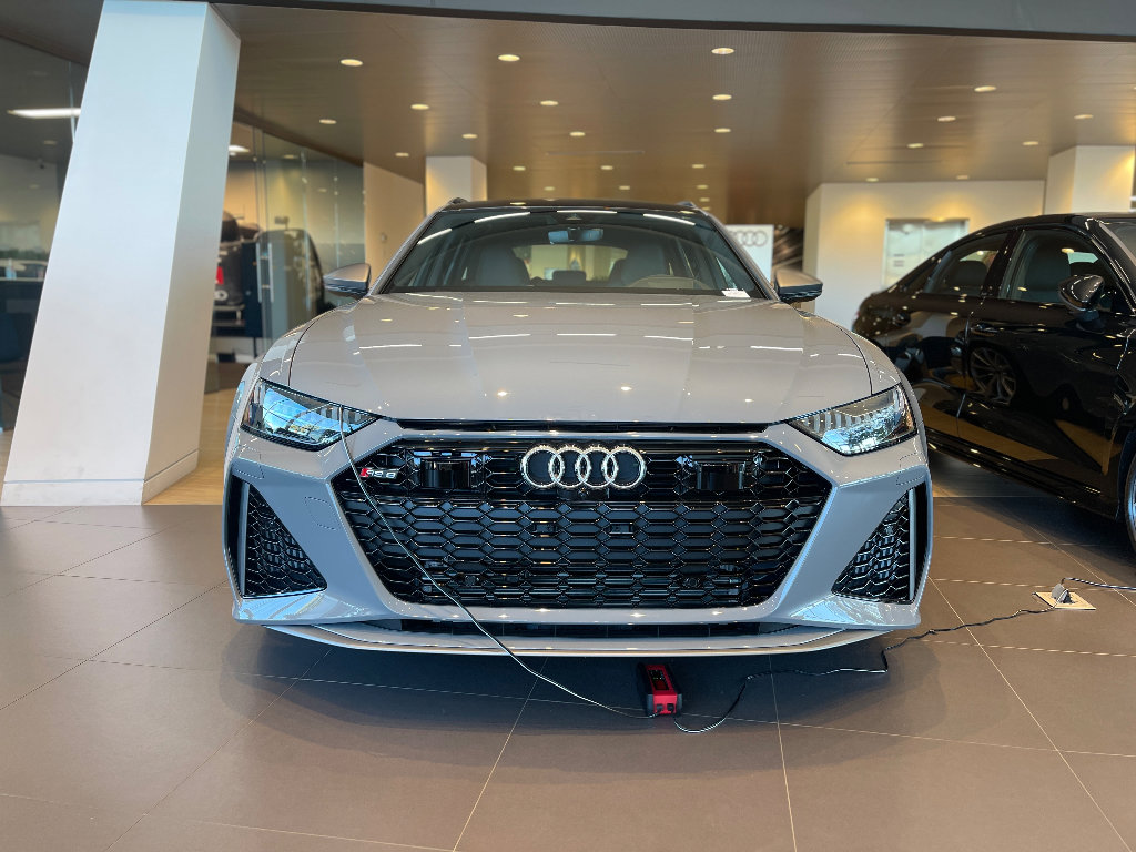 New 2026 Audi RS 6 performance image 2