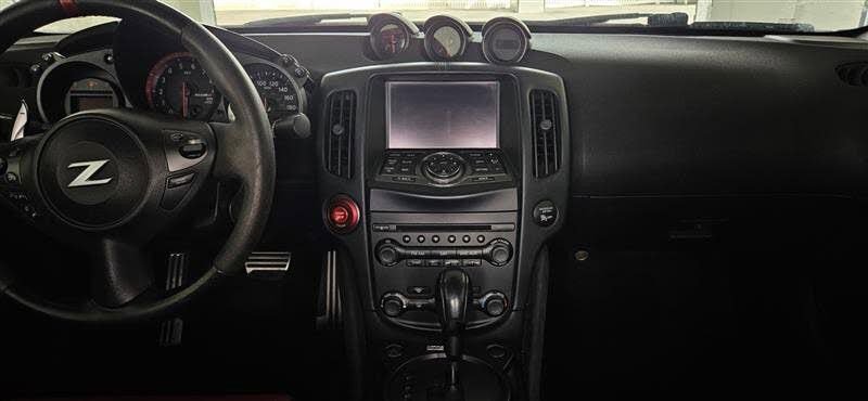 Used 2016 Nissan 370Z NISMO image 15