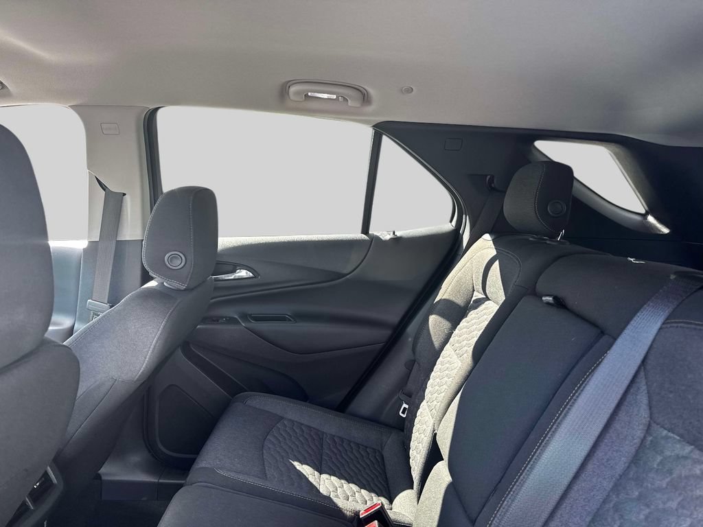 Used 2018 Chevrolet Equinox LT AWD/4WD image 12