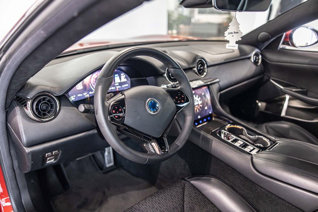 Used 2020 Karma Revero GT RWD image 17