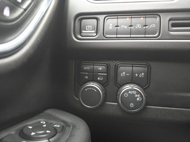 Used 2021 Chevrolet Tahoe LT image 16