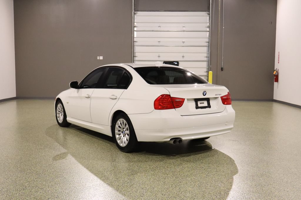 Used 2009 BMW 328i Sedan RWD image 7