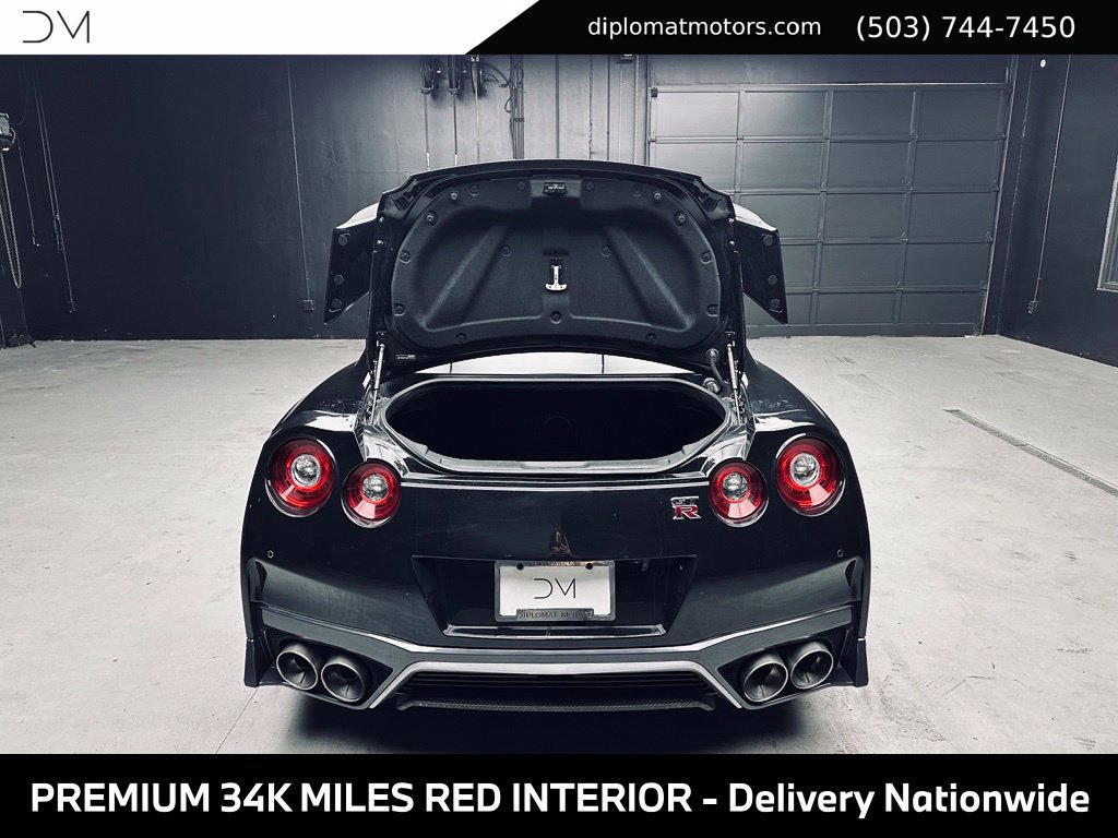Used 2018 Nissan GT-R Premium w/ Premium Interior Package AWD/4WD image 43
