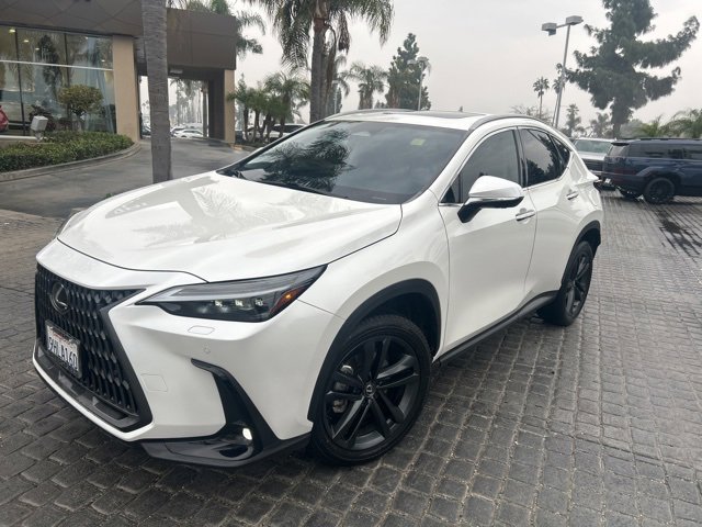 Used 2024 Lexus NX 450h+ AWD w/ Luxury Package image 2