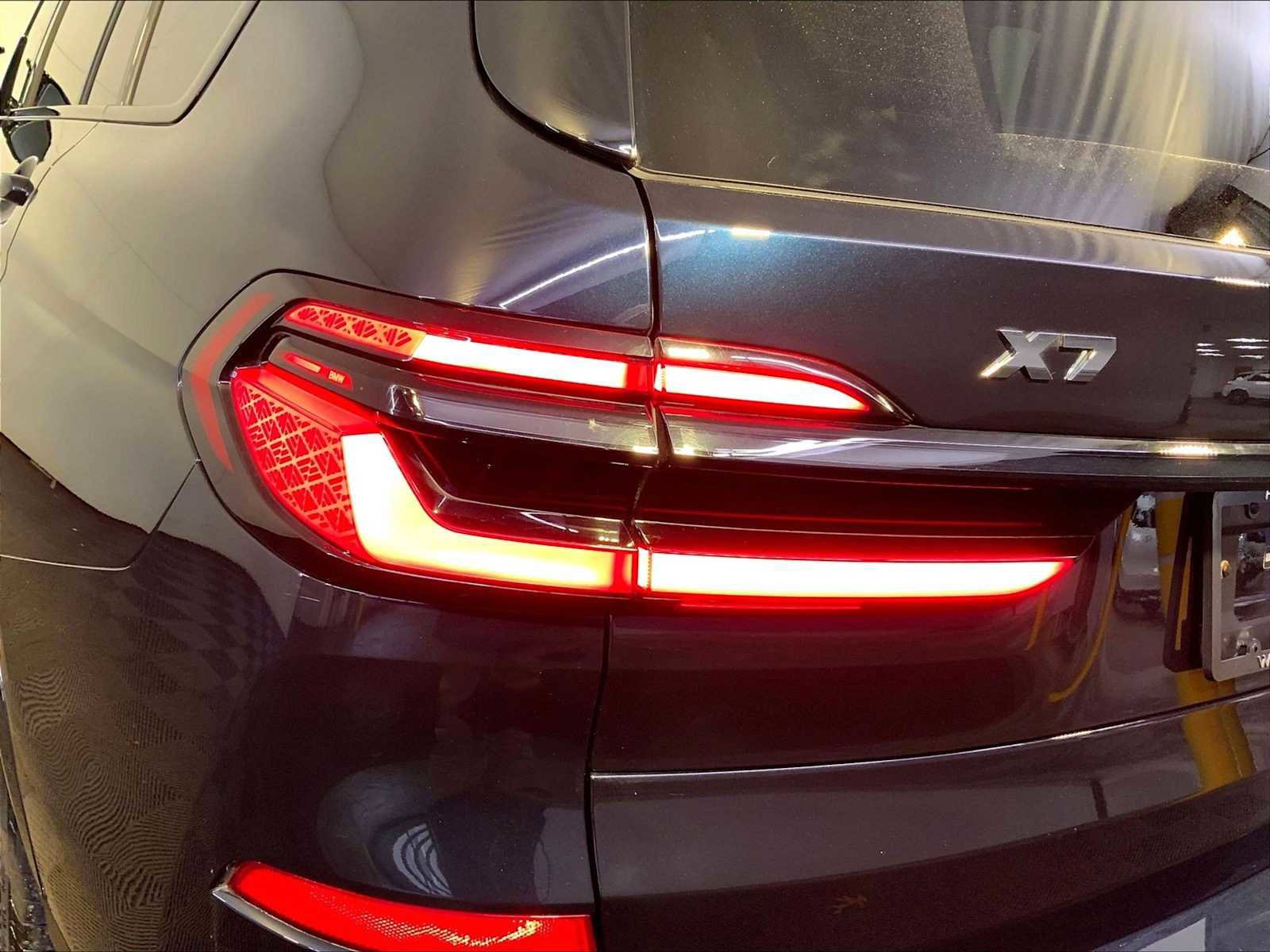 Used 2024 BMW X7 M60i w/ Executive Package image 30