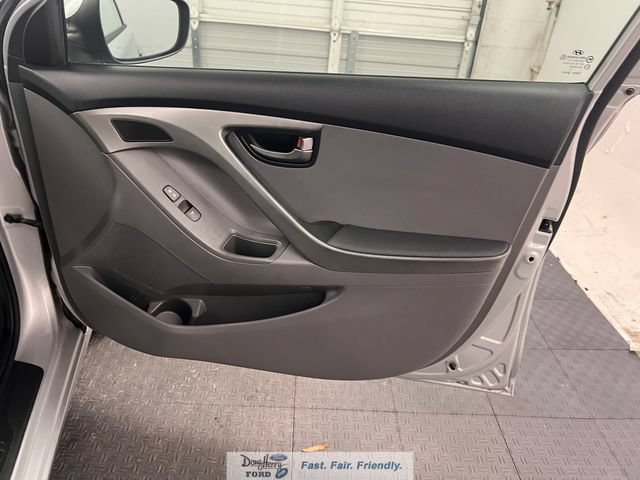 Used 2013 Hyundai Elantra GLS FWD image 35