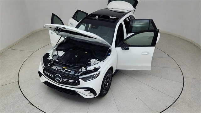 Used 2024 Mercedes-Benz GLC 300 4MATIC w/ AMG Line image 85