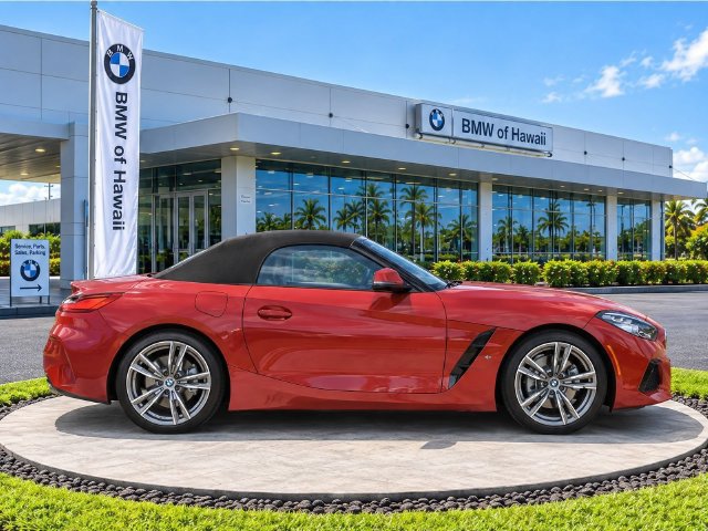 Used 2021 BMW Z4 sDrive30i w/ M Sport Package RWD image 3