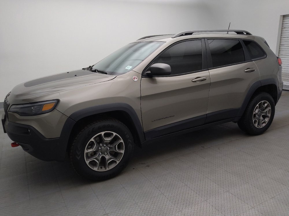 Used 2020 Jeep Cherokee Trailhawk w/ Cold Weather Group AWD/4WD image 2