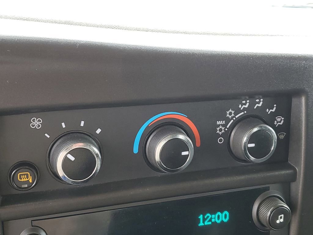 Used 2024 Chevrolet Express 2500 w/ Driver Convenience Package image 16