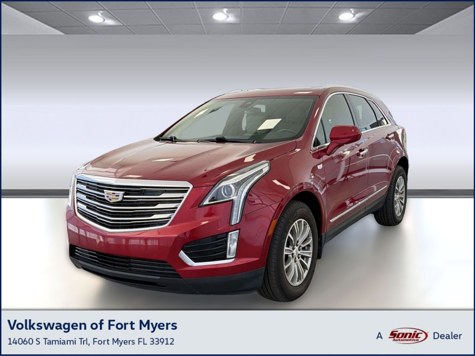 Used 2019 Cadillac XT5 Luxury image 1