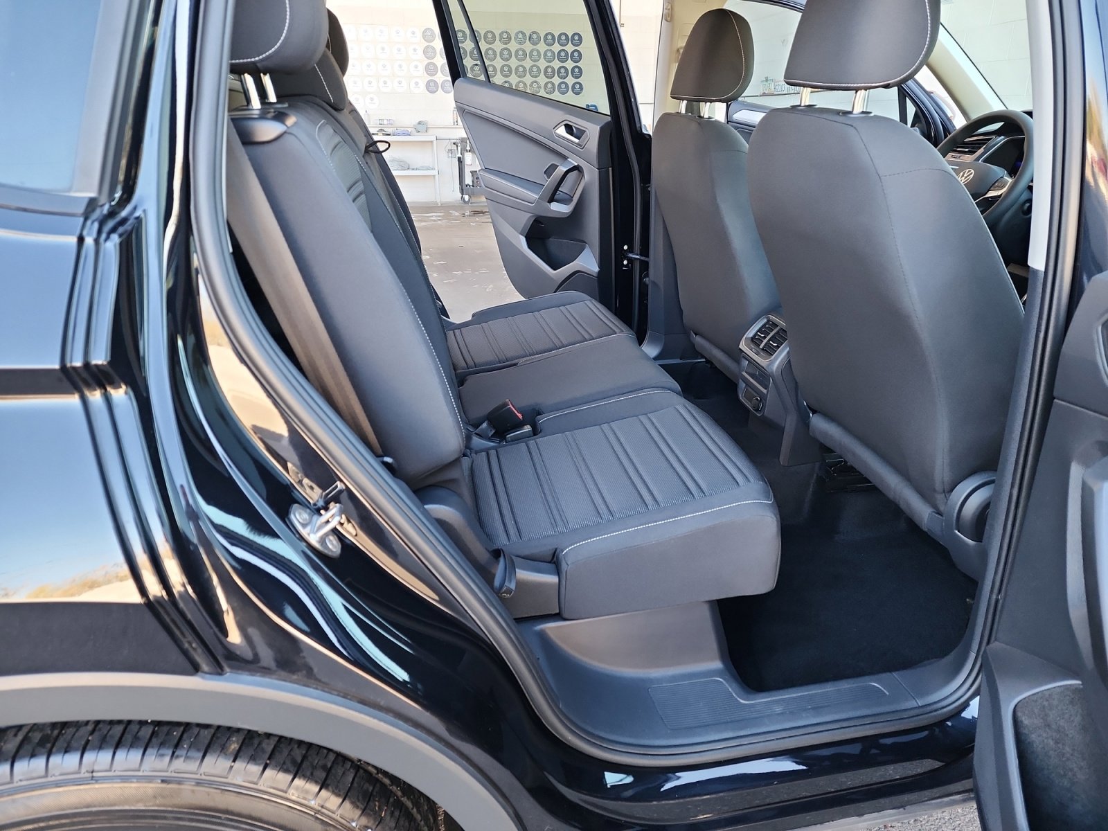 Used 2023 Volkswagen Tiguan S image 17