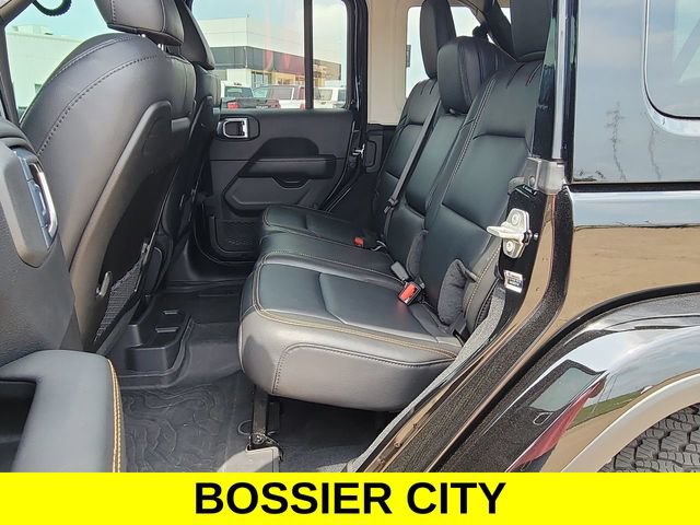 Used 2024 Jeep Wrangler Unlimited Sahara w/ Safety Group AWD/4WD image 25