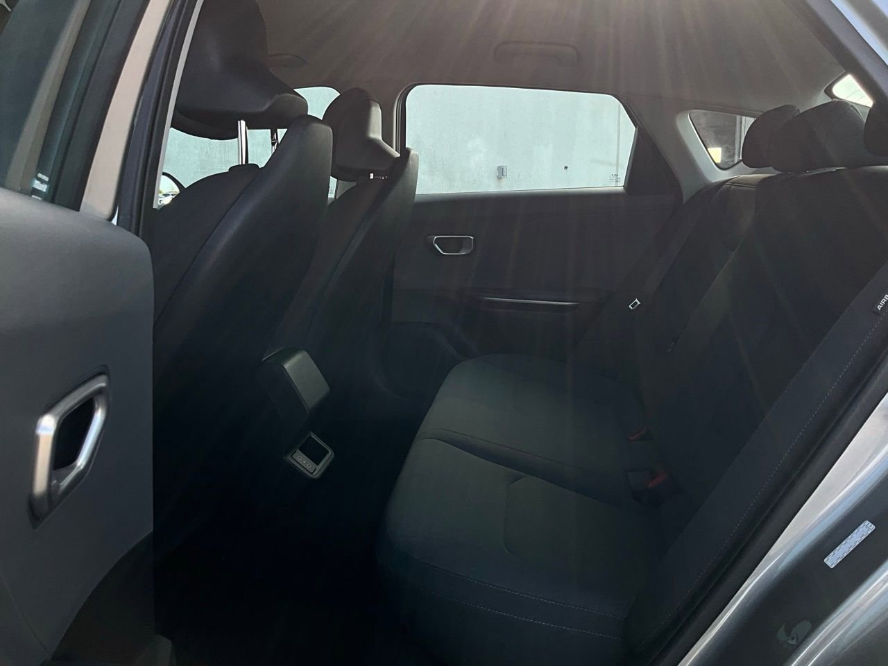 Used 2025 Kia K4 LXS image 10