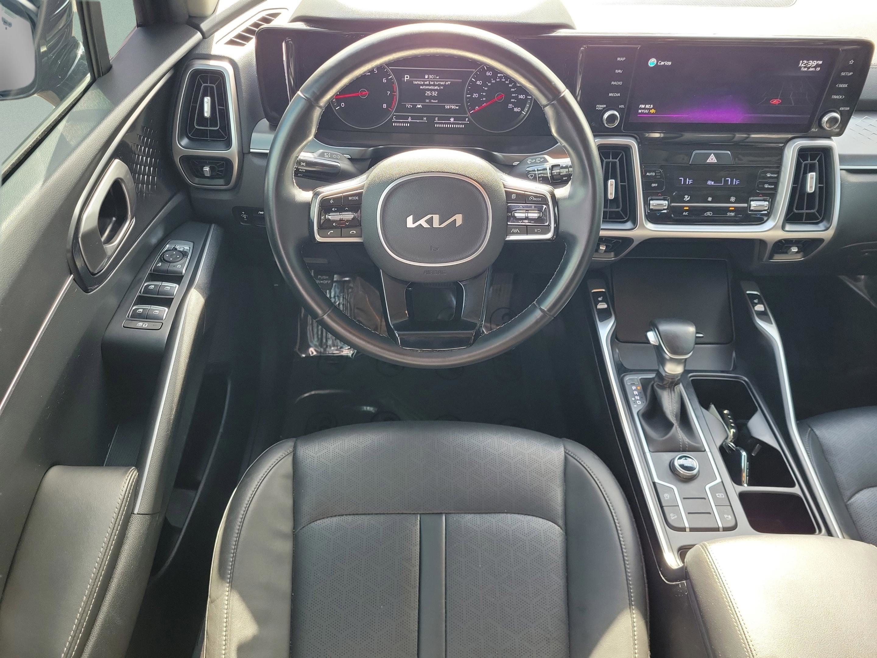 Used 2022 Kia Sorento S image 14