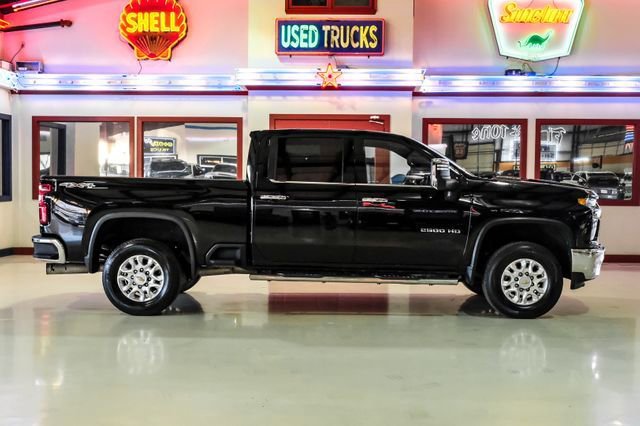 Used 2022 Chevrolet Silverado 2500 LTZ image 9