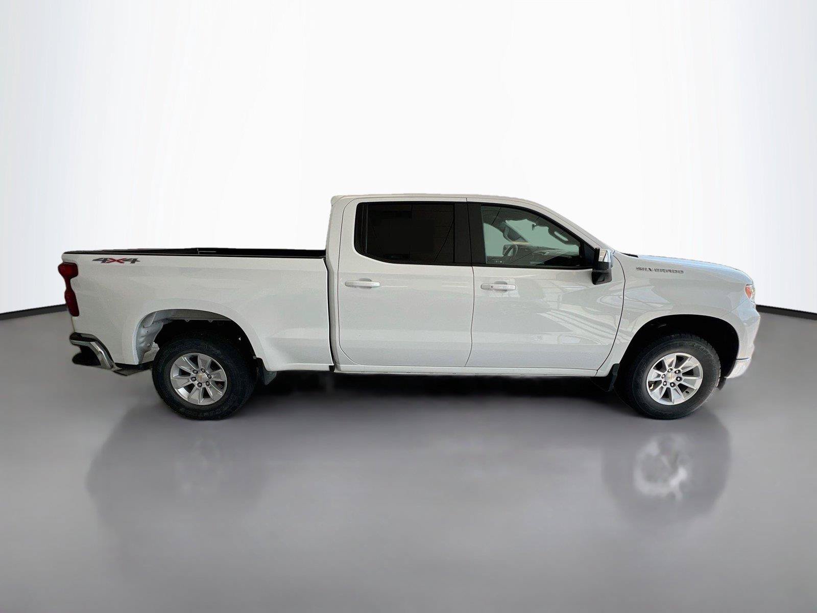 Used 2025 Chevrolet Silverado 1500 LT w/ Work Truck Package AWD/4WD image 16