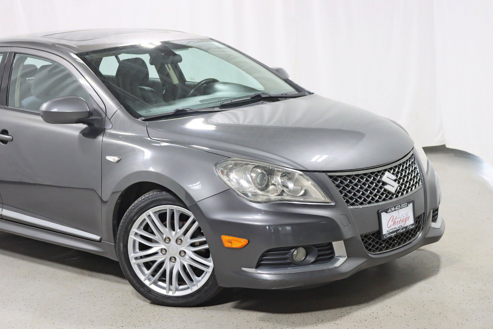 Used 2011 Suzuki Kizashi Sport GTS AWD/4WD image 2