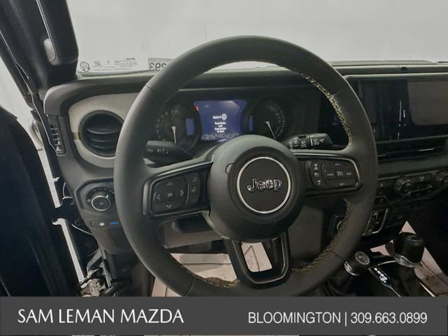 Used 2024 Jeep Wrangler Unlimited w/ Convenience Group image 11