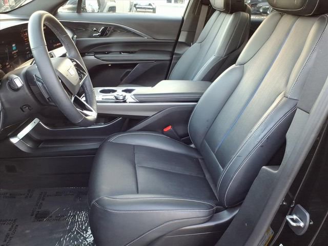 Certified 2024 Cadillac Lyriq Luxury image 5