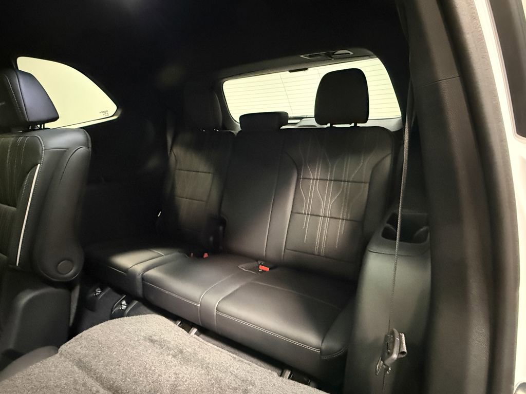 Used 2025 Buick Enclave Avenir w/ Super Cruise Package AWD/4WD image 45