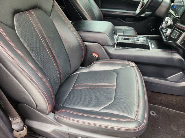 Used 2023 Ford Expedition Limited RWD image 14