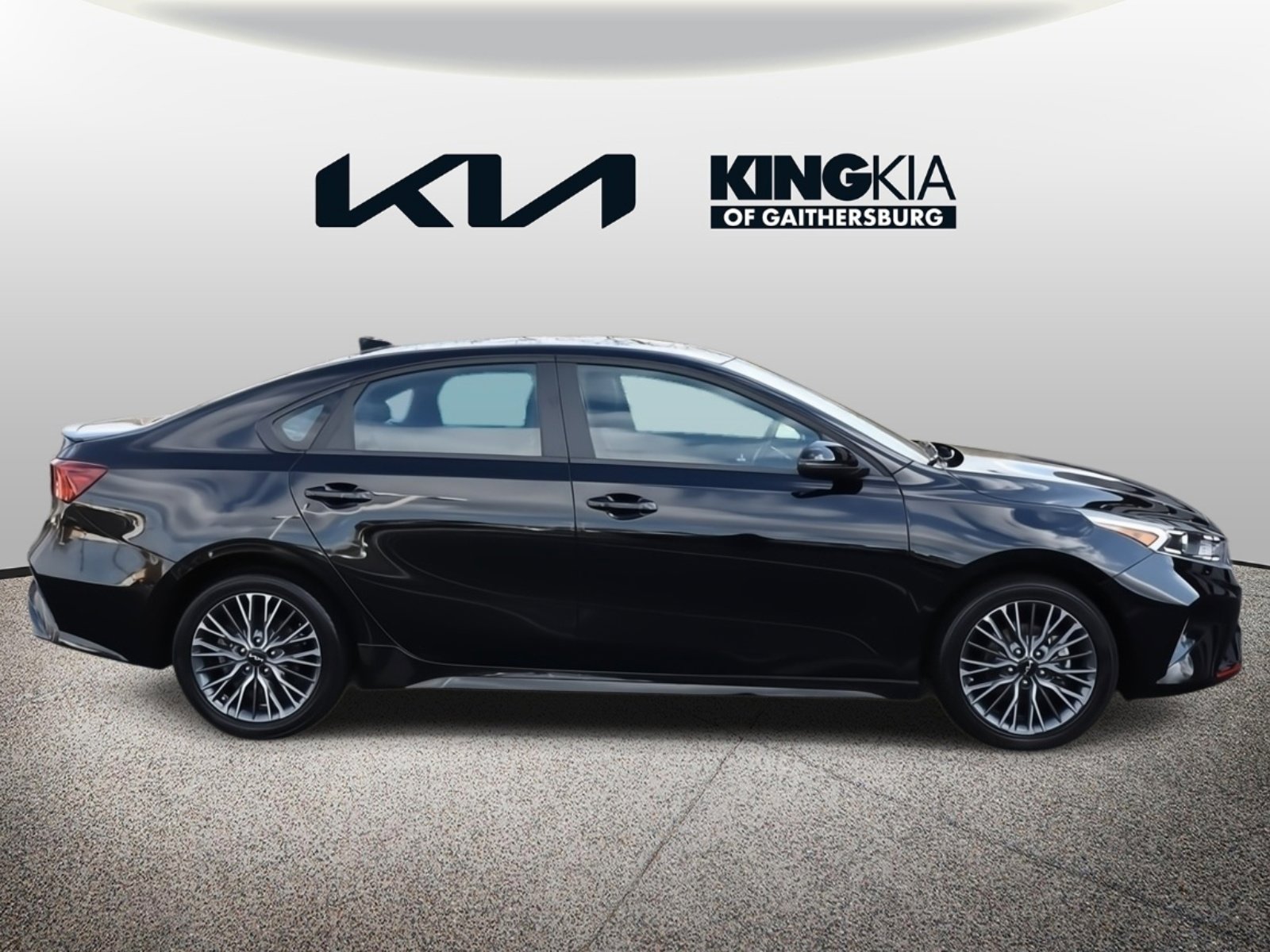 Certified 2024 Kia Forte GT-Line w/ GT-Line Premium Package image 2